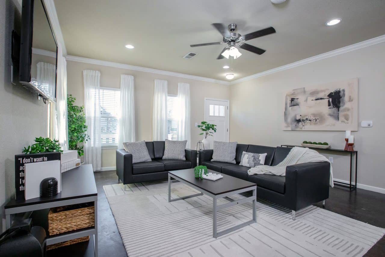 the-collective-at-columbia-apartments-near-the-university-of-missouri-living-room