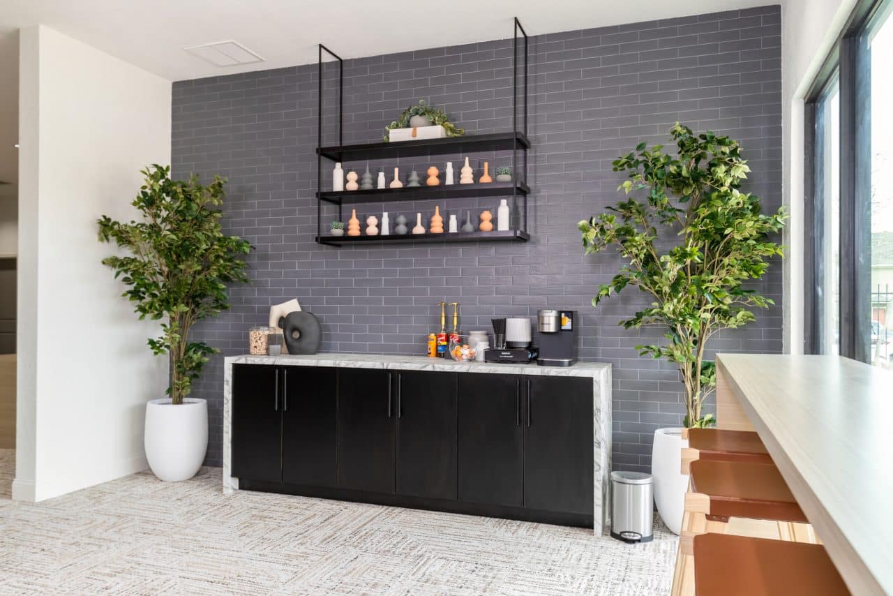 the-collective-at-columbia-apartments-near-the-university-of-missouri-resident-clubhouse-coffee-bar